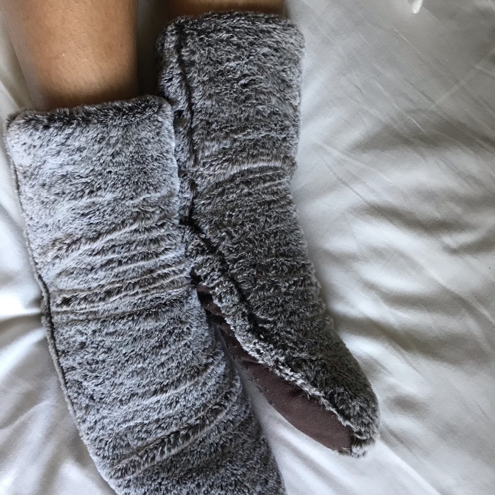 NWOT Cozy Sock-Booties